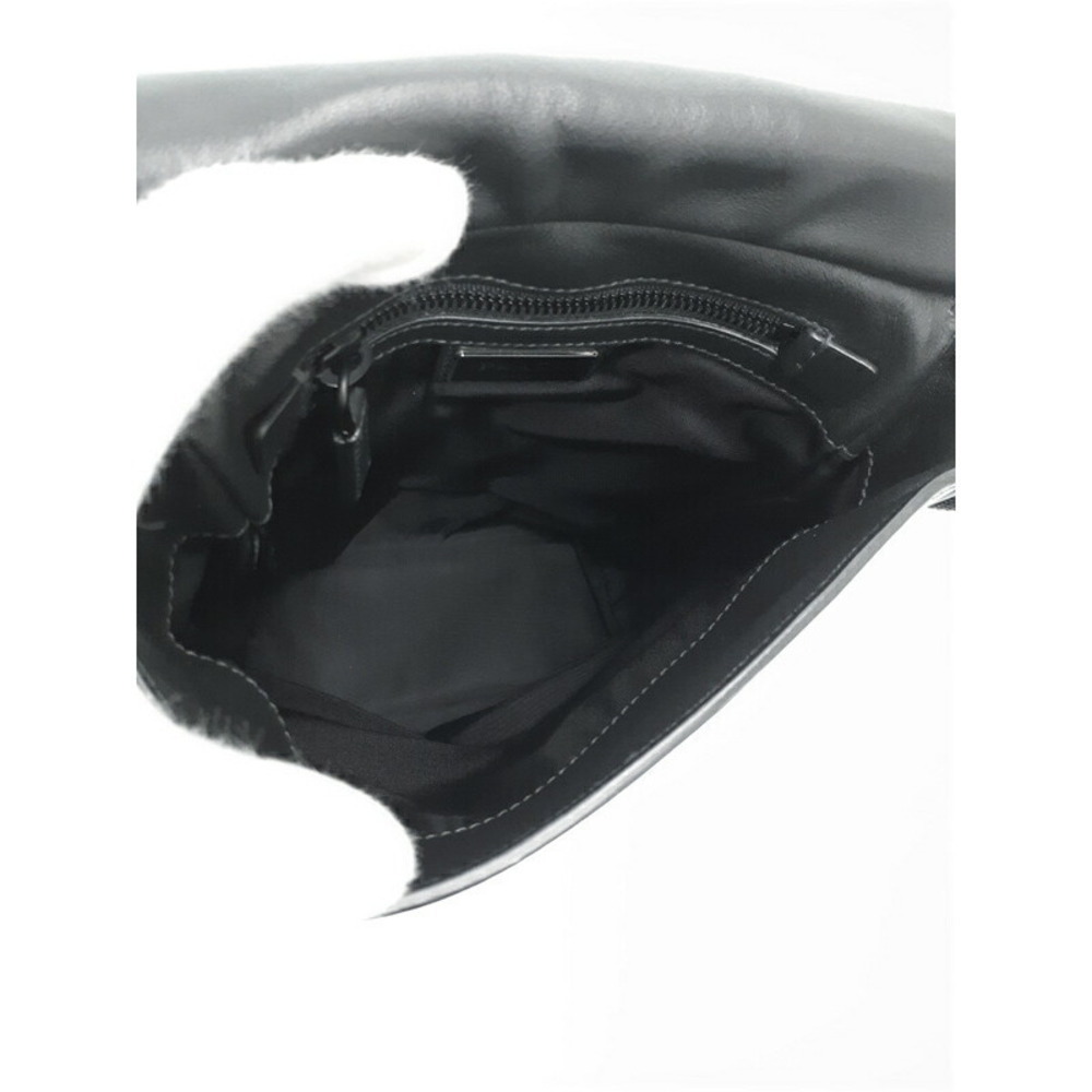 Prada leather shoulder bag Saffiano Leather Flap Black - Picture 3 of 9